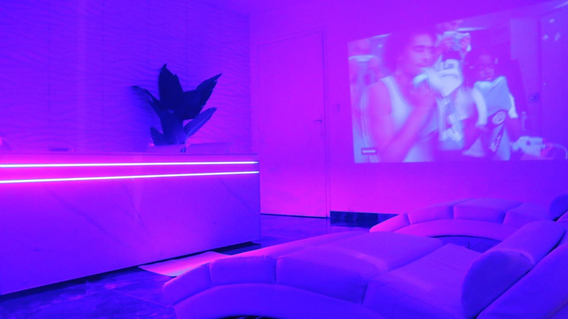 Dima Suite Jacuzzi Privatif Vedène Exterior foto